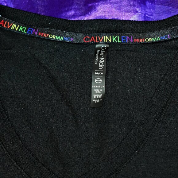 Calvin Klein Performance Stretch Womens LGBTQ Pride Logo T-shirt Small / Medium - Picture 7 of 10